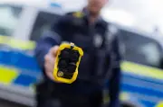 Sachsen-Anhalts Polizei erhält mehr Befugnisse: Taser, Drohnenabwehr und Fußfessel
