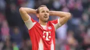 Seltene Fehlschuss-Szene: Bayern-Star Harry Kane verfehlt Tor gegen Union Berlin