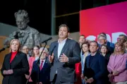 SPD schließt trotz Wahlniederlagen demonstrativ die Reihen hinter Bas und Klingbeil