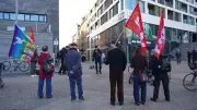 Spontanprotest in Halle: Demonstranten fordern Ende des Iran-Krieges