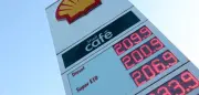 Spritpreise erreichen Rekordmarke: Super E10 übersteigt erstmals die Zwei-Euro-Grenze