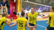 SSC Schwerin dreht auf: Volleyballerinnen ziehen souverän ins Halbfinale ein