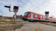 Stellwerk-Umbau legt Bahnstrecke Mühldorf–München über Osterferien lahm