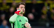 Torwart-Krise beim FC Bayern vor Real Madrid: Urbig verletzt, Prescott rückt in den Fokus