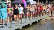 Traditionelles Blaueierschwimmen in Prenzlau: Mutige trotzen dem Eiswasser