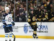 Traumstart für Reichel: Deutsches NHL-Debüt mit Tor und Assist für Boston