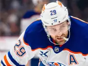 Unklare Ausfallzeit bei Leon Draisaitl: Oilers-Trainer bleibt vage