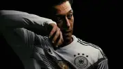 ZDF zeigt ab März 2026 dreiteilige Mesut-Özil-Dokumentation „Zu Gast bei Freunden“