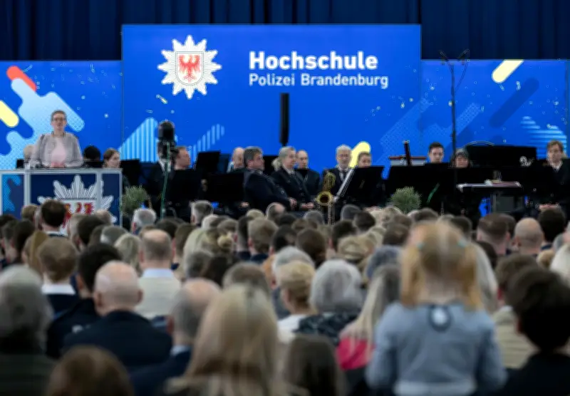 210 neue Polizeianwärter starten Ausbildung in Oranienburg mit neuem Wohnraum