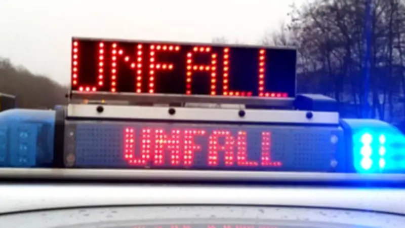 250.000 Euro Schaden: Seltener Audi-Rennwagen bei Rostock in Graben gekracht