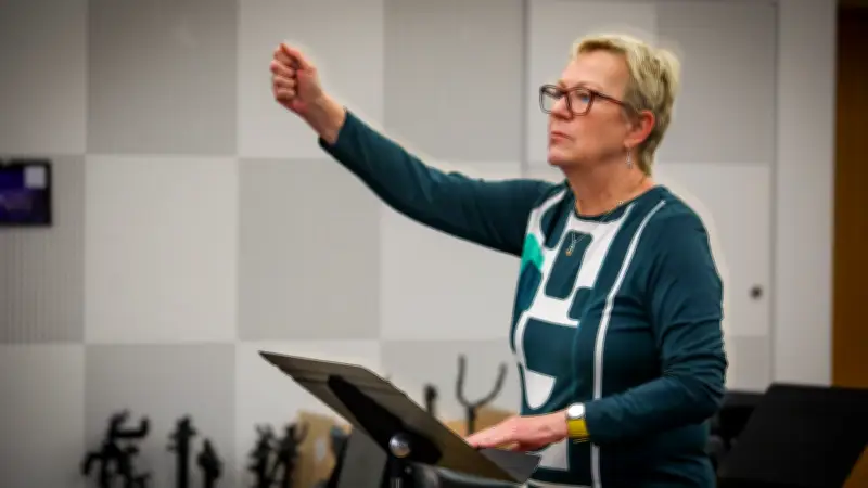 35 Jahre BAGGS Bigband: Wie eine Lehrerin ohne Jazz-Ausbildung zur Spitze führte