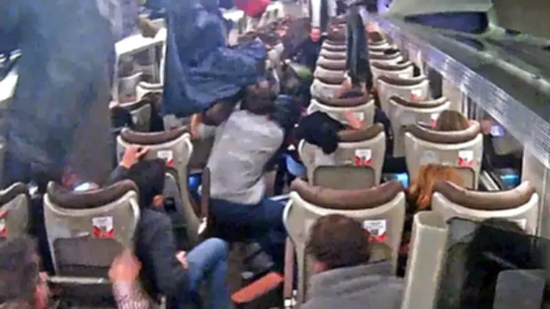 46 Tote bei Zugunglück in Córdoba: Überwachungsvideos zeigen Entgleisung