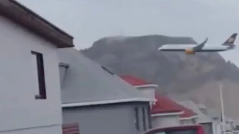 Abschiedsflug ohne Genehmigung: Pilot fliegt tief über Heimatstadt