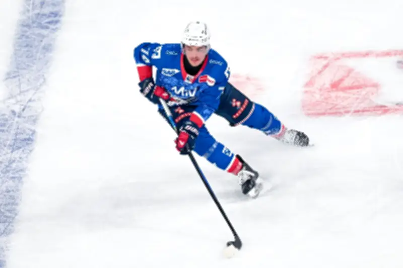 Adler Mannheim vor DEL-Finale - Eisbären Berlin gehen in Führung