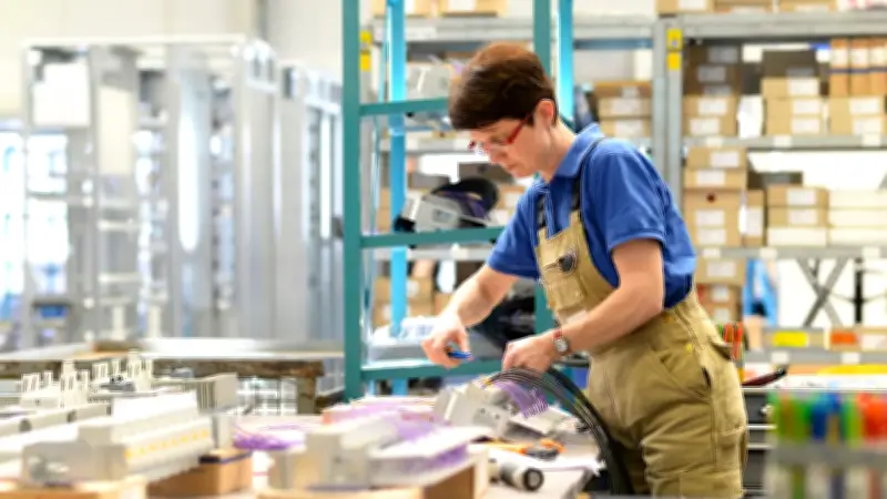 Alarmierende IW-Studie: Jedes dritte Unternehmen plant Stellenabbau in Deutschland