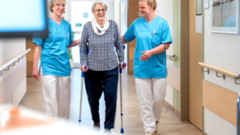 Alterstraumazentrum Halle: Hilfe für Sturzpatienten erneut zertifiziert