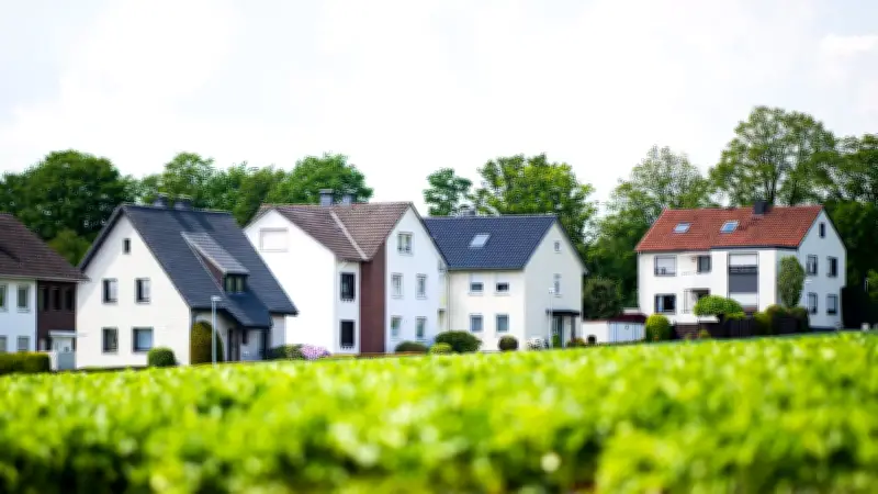 Anschlussfinanzierung: Mit Immobilien-Neubewertung clever Geld sparen