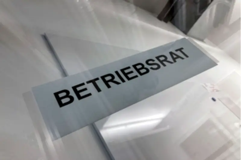Arbeitsgericht stärkt passive Wahlrechte: Kündigung schließt Betriebsratskandidatur nicht aus