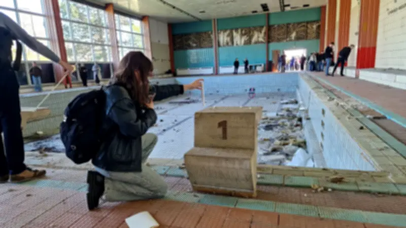 Architekturwettbewerb: Neue Hoffnung für Dessauer Südschwimmhalle?