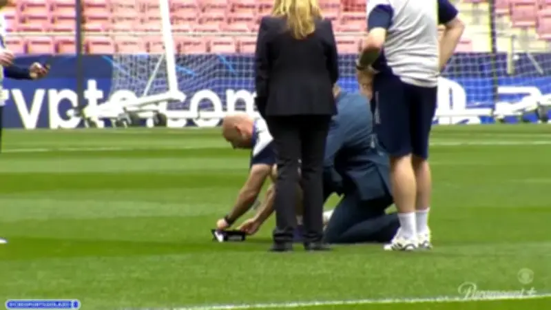 Arsenal verlangt Rasen-Messung: Uefa prüft Grashöhe in Madrid