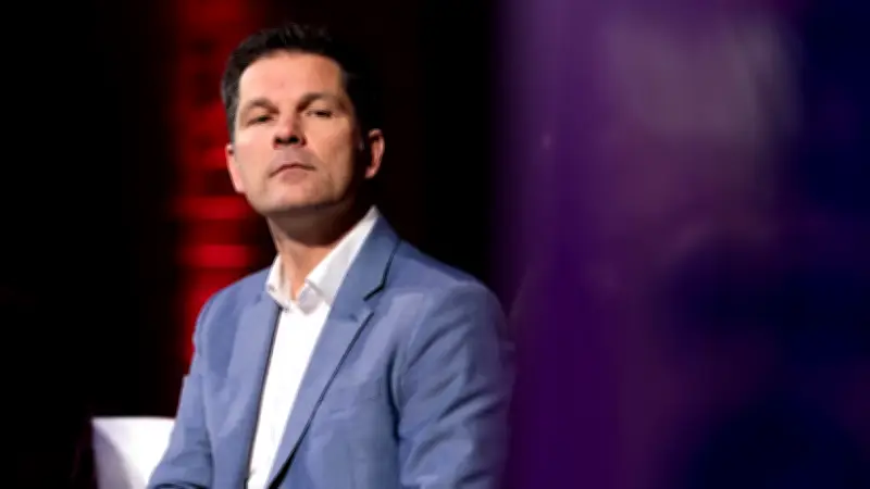 Attacke auf SPD-Politiker Steffen Krach: Täter drohte mit Waffe am Kopf