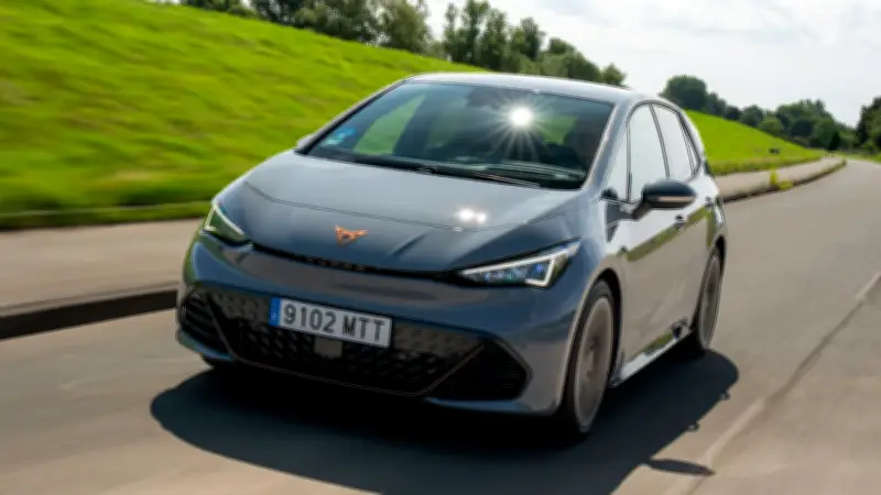 Autokäufer profitieren: Rabatte bis zu 30 Prozent für Elektro, Verbrenner und Hybrid