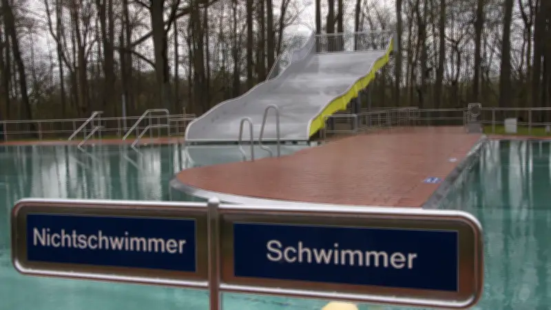 Badesaison in Stavenhagen: Freikarten zum Auftakt im Waldbad