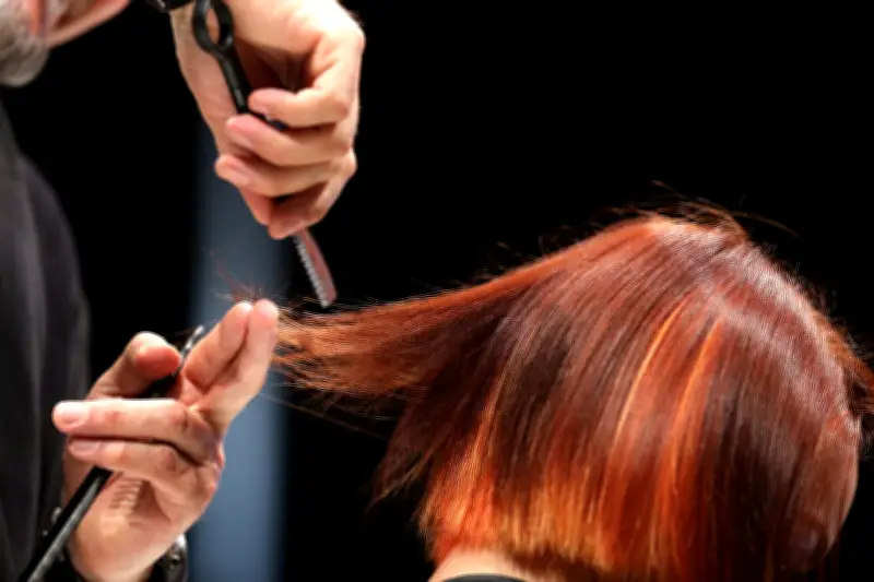 Badeurlaub: Wann Sie vor den Ferien zum Friseur sollten