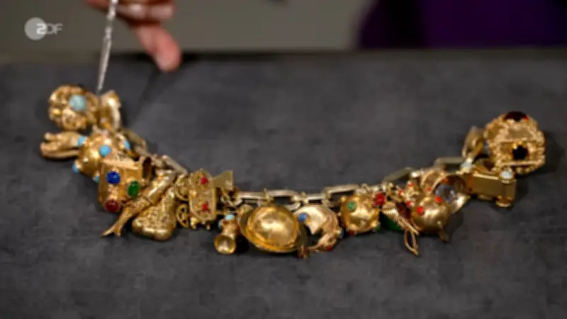 Bares für Rares: Gold-Bettelarmband erzielt sensationelle 12.800 Euro bei Versteigerung