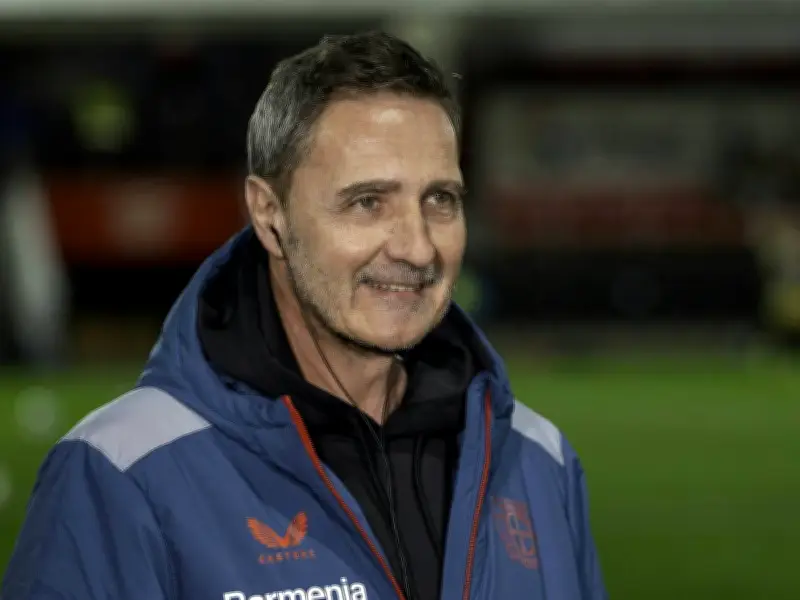 Bayer Leverkusen bindet Achim Feifel langfristig als Sportlichen Leiter der Frauen