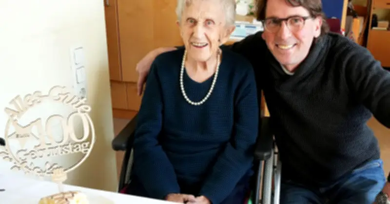 Bayern: 100-jährige Kundin verdächtigt Bankberater - 100.000 Euro und Münzen verschwunden