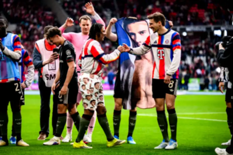 Bayern-Sieg mit skurrilem Jubel: Gnabry feiert in Goretzka-Hose – Kompany ratlos