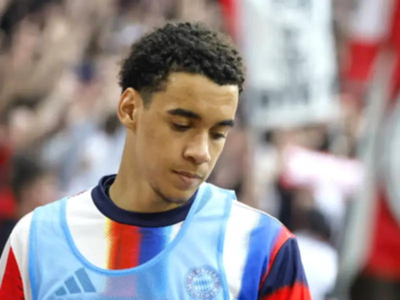 Bayerns Eberl über Musiala: 'So einen Einschlag möchte man nicht erleben'