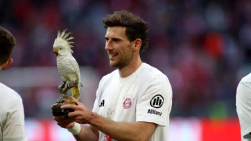 Bayerns geheimer Glücksbringer: Die unglaubliche Geschichte des Porzellan-Kakadus