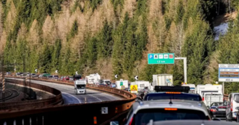 Bayerns Verkehrsminister tobt wegen Brenner-Sperrung in Pfingstferien