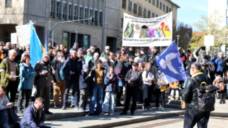 Über 124 Ostermärsche bundesweit: Friedensbewegung protestiert gegen Kriege und Aufrüstung