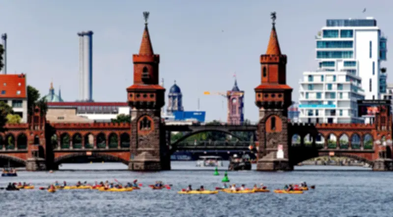 Berlin belohnt Touristen für Müllsammeln an Gewässern mit neuem Programm