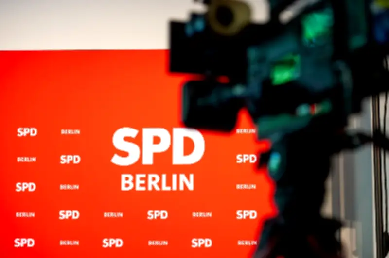 Berlin-Mitte: SPD-Kandidatin zieht sich nach Krankmeldungs-Vorwürfen zurück
