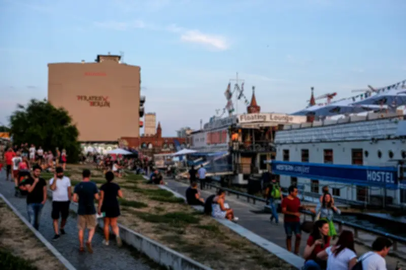 Berlin plant Tausende neue Hotelbetten trotz sinkender Touristenzahlen