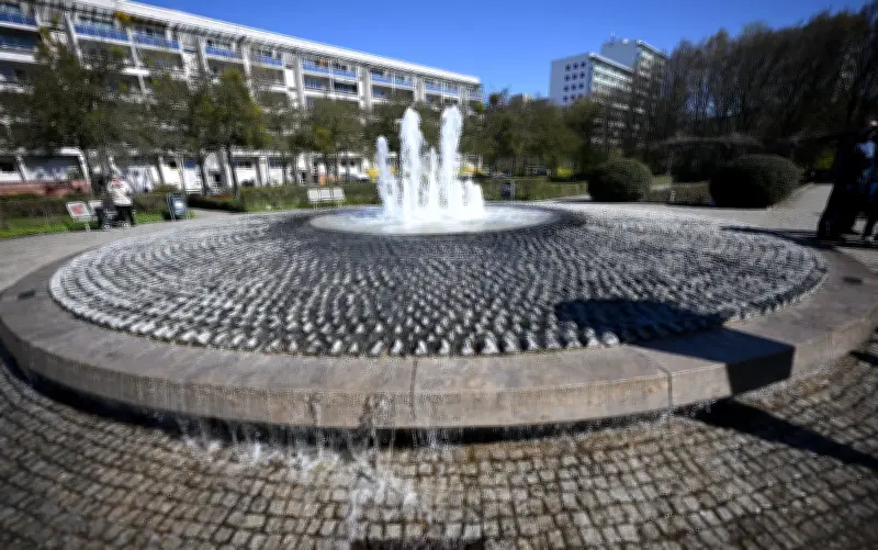 Berliner Brunnensaison startet: 184 Zierbrunnen sprudeln wieder in der Hauptstadt