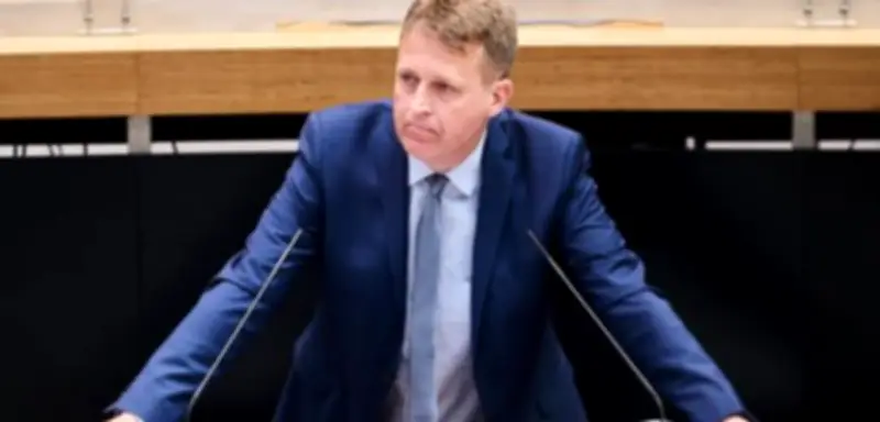 Berliner Senat entlässt Staatssekretär Oliver Friederici in Fördermittel-Affäre