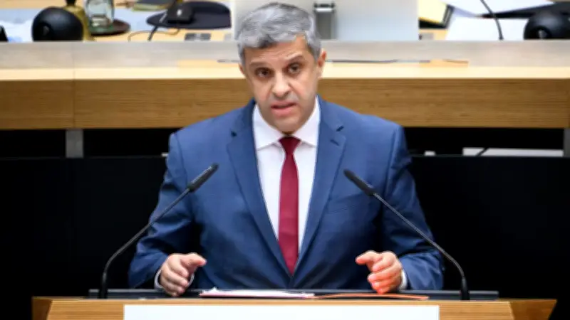 Berliner SPD plant Überwachung von Top-Verdienern - Kritiker sprechen von linksextremem Klassenkampf