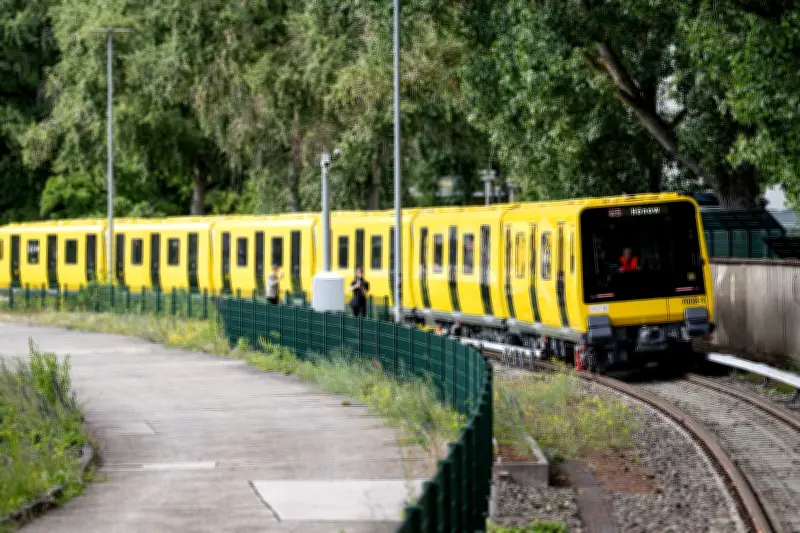 Berliner U-Bahn: Neue Großprofil-Züge auf der U5 im Einsatz