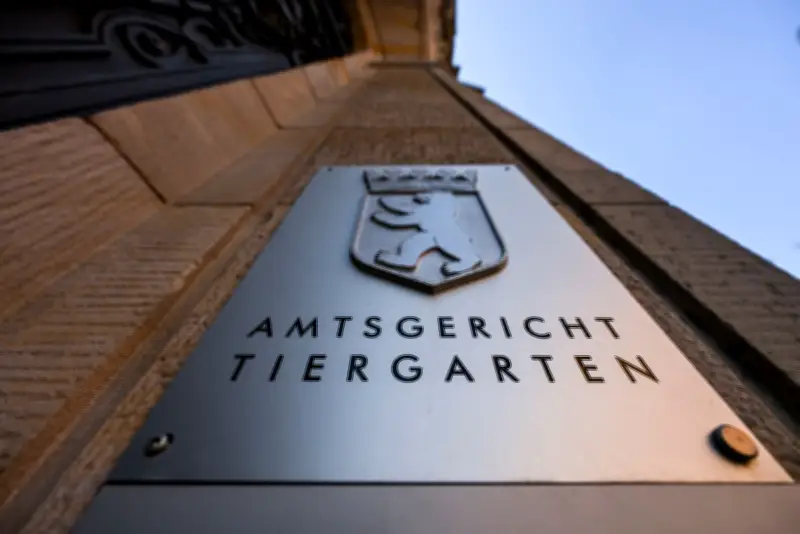 Berliner zu einem Jahr Haft verurteilt: Digitale Gewalt gegen Polizei und Justiz