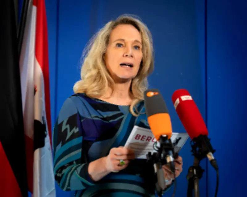 Berlins Kultursenatorin Wedl-Wilson bittet um Entlassung nach Förderaffäre