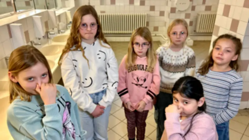 Bernburger Schultoiletten-Krise: Gestank und Müll plagen mehrere Schulen in der Region