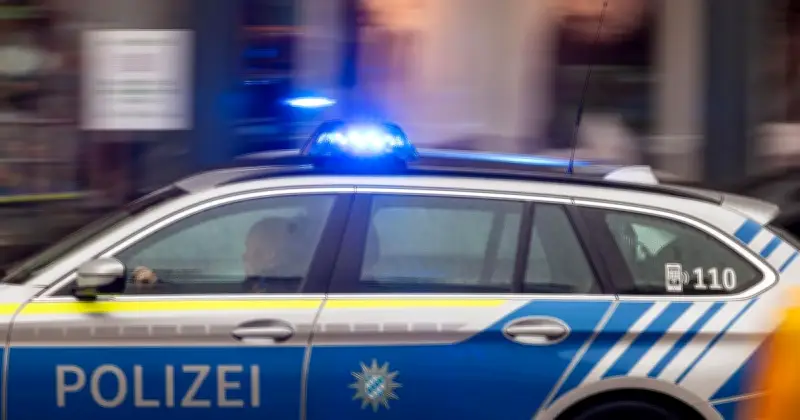 Betrunken am Steuer eingeschlafen: Polizei stoppt Fahrt bei Laufen