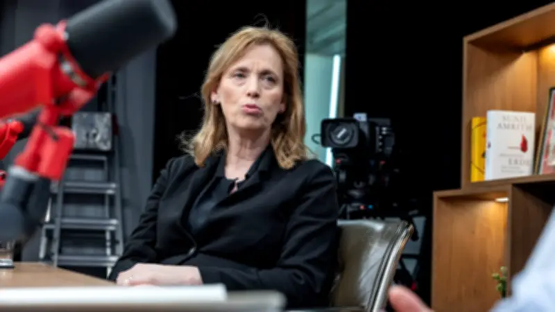 Bildungsministerin Prien warnt: Jungen werden immer schlechter