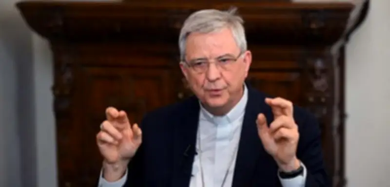 Bischof Bonny fordert Ende des Zölibats: Verheiratete Männer sollen Priester werden
