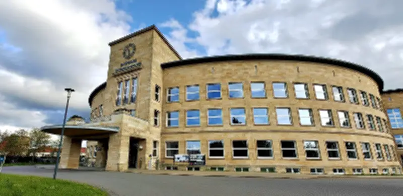 Bitterfeld-Wolfen: Stadtrat entscheidet über neue Trägerschaft für Demokratie-Beratungsstelle